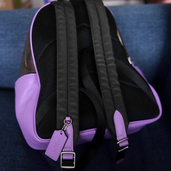 Coach Court Backpack - Picture 7 of 8